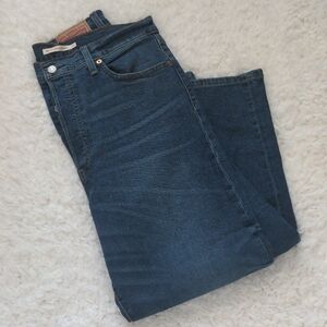 Levi's Women's Ribcage Straight Ankle Medium Wash Jeans 32